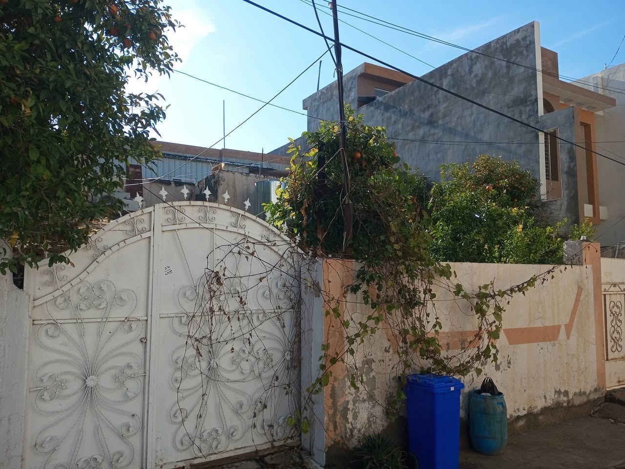 🛑أعلان 

دار للبيع طابو ملك صرف موقع راقي ومميز جداً 

🌍خلف المحكمة القديمة وقريب عن المدارس وكل الدوائر الحكومية 

🔴 بسعر القطعة 

المساحة 288 متر 

واجهة 12 متر 

للاستفسار اتصل ***********1 أو مراجعة المكتب الكائن شارع العام بأتجاه بغداد مقابل حلويات علي الحمداني وصيدلية سما طوز 
ومن الله التوفيق 🏡
