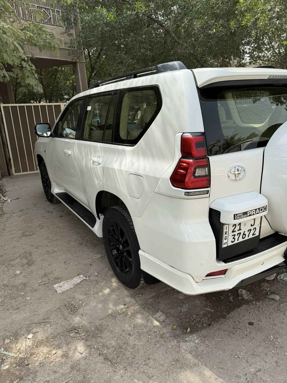 سلام عليكم برادو موديل 2023رقم سليمانيه فئه سياره Txsفول ماشيه 57بهس بيه بيبان 2 بار
مكان بغداد مشتل 
سعر 450 
خاص مغلق 
رقم ***********
