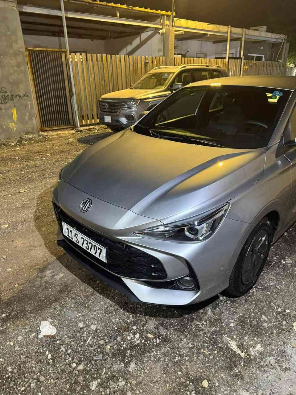 السلام عليكم 
ام جي mg3. 2025 لون سلفر 
السياره زيرو ماشيه1700 كيلو فقط 
رقم بغداد دولي السياره اخذته زيرو ومماشيه بعده بالوكاله ضمان 6 سنوات السياره زيرو 
مكفوله من الشخط ومن كلشي يعني حاله حال لطلعه من الشركه ومرقمه على ايدي. 

مكان السيارة بغداد 
رقم صاحب السيارة 
***********

السعر :: اطلبه بالتعليقات يصلك خاص 📩

#ادارة_الصفحه ⚡

ملاحظه / 🔴
مدير الصفحه غير مسؤول عن بيع وشراء واصوليات السياره نحن صفحه لعرض السيارات فقط.
