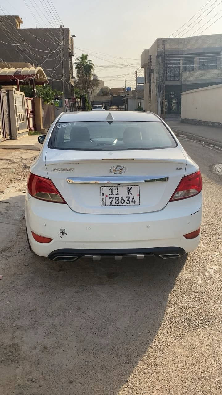 السلام عليكم اكسنت 2017خليجي مكفوله من الضربه والصبغ محرك1600 محرك كير كهربائيات كله سليم فول مواصفات تحكم ستيرن فتحه (بلو) السعر 112وبيه مجال مكاني بغداد حي الجهاد الرقم ***********
