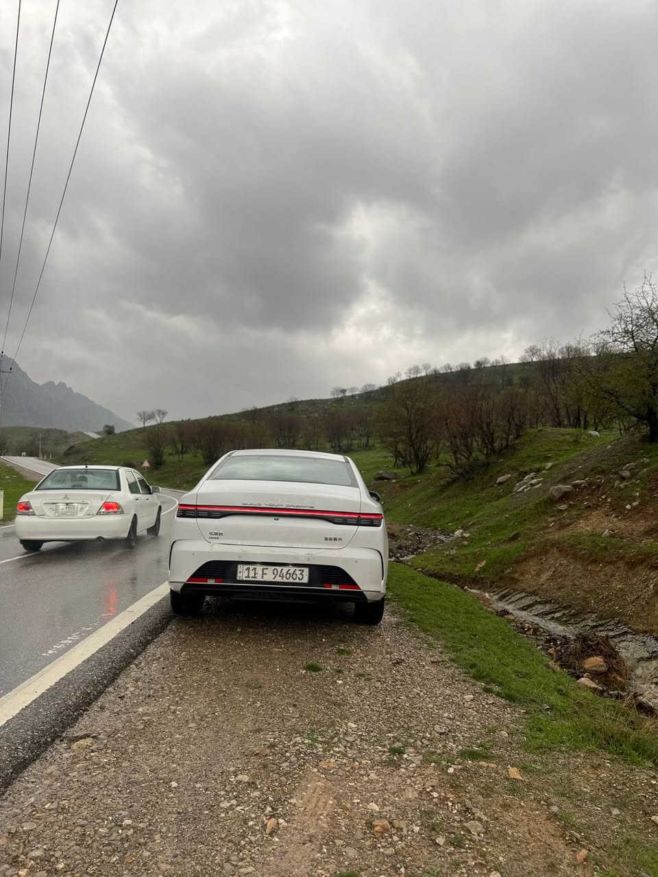 السلام عليكم بي واي دي دستروير موديل 25 ماشيه 15
بيها طخه بداية بنيد ومامصحلة 
الباقي كفالة 
بسمي رايدها ب19 مليون وبيها مجال  مكاني بغداد
شارع فلسطين ‭***********‬
