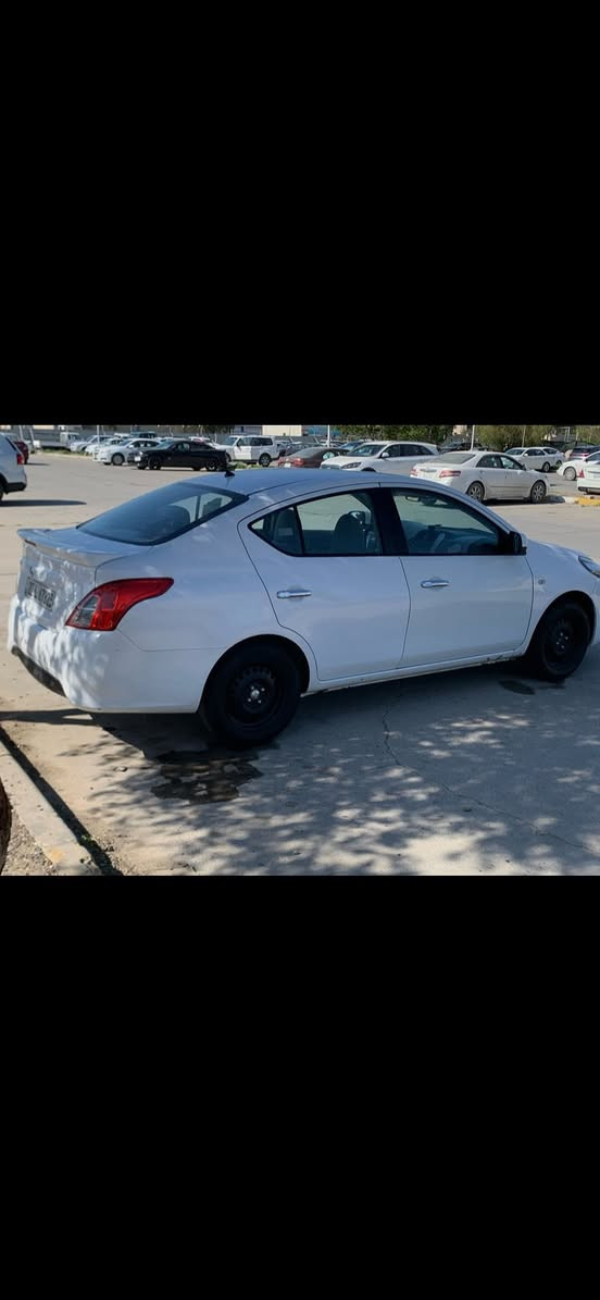 سلام عليكم نيسان صني هندي ماشيه 65 بيه باب مبدل  مال صدر بدون دوخل ونطخت بلجاملخ ولباب بصيطات سياره بلاديه مكينه كير تبريد مكفولات 115وبيه مجال ***********مديل 22
