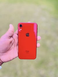ايفون xr الجهاز ماا مفتوح  الذاكره ١٢٨  البطاريه ٧٧  بيه فطر صغير بل ش...