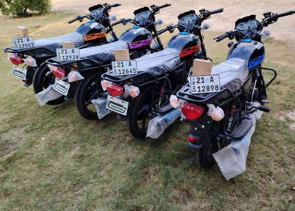 دايوانات للبيع موديل 2025رقم سليمانيه تحويل ثاني يوم سعر 2300وبي مجال سعار تفليش مكاني ديالى الخالص توصيل موجود بغداد صلاح الدين ديالى شراي يتصل رقم ***********باقي تفاصيل وتساب اخوان مو شراي يرفع منشور بكلمه طيبه تحياتي للجميع
