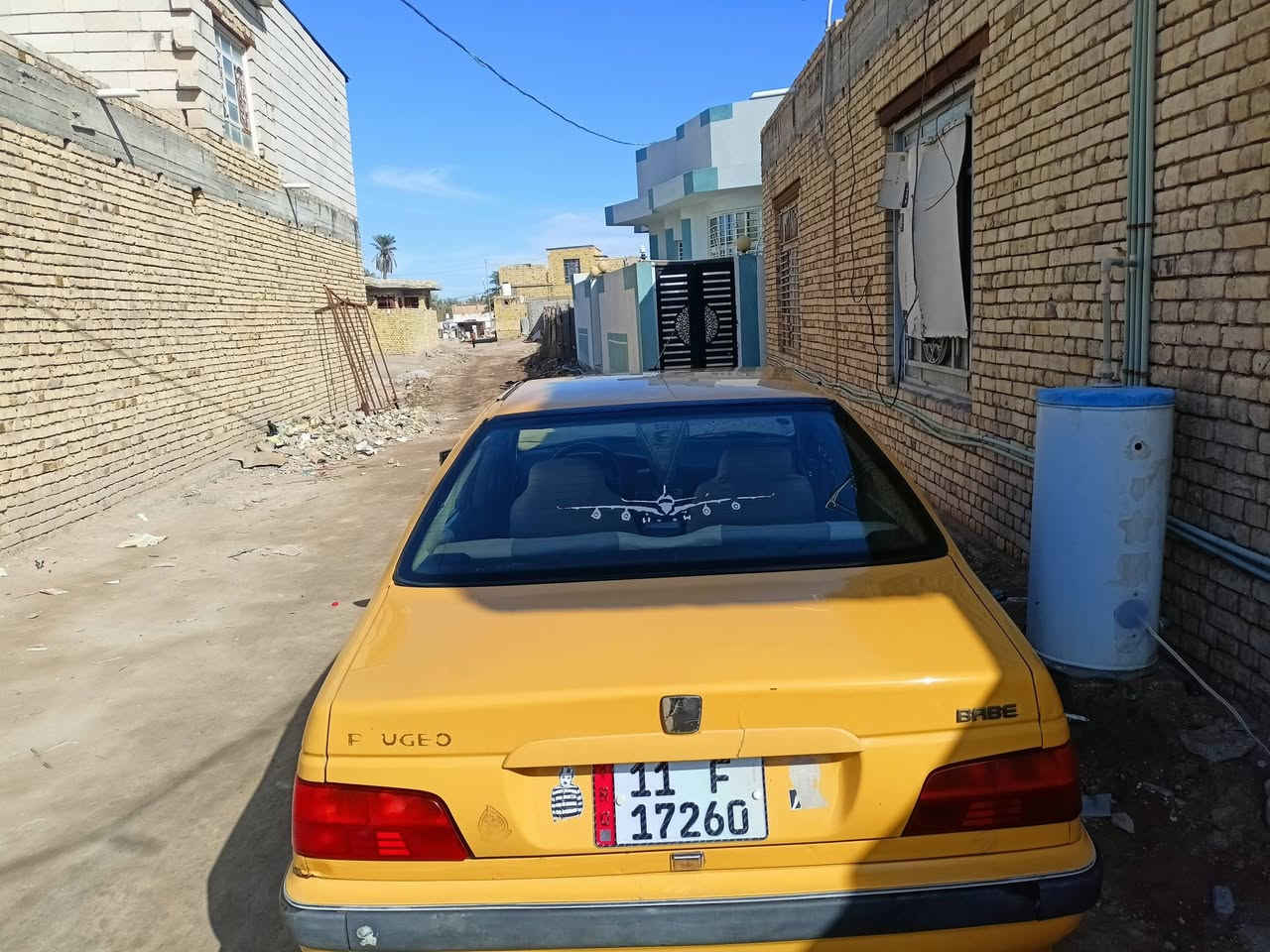 بيجو بارص موديل 15 كفالة عامة ماعدة البنيد طاير ومبدل السيارة جاهزة كبل لشارع ربع ماذب عليه مكينة وكير تبريد تدفئة حدادية ورة وكدام توني مسويه طخم تاير جديد رقم بغداد دولي راعيه جاري تحويل ثاني السعر 43 وبيه مجال مكان السيارة ناصرية الاتصال ***********
