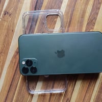 ايفون 11pro max للبيع الجهاز كُلة شغال  ذاكرة 256 تك سيم كارت خير من ا...