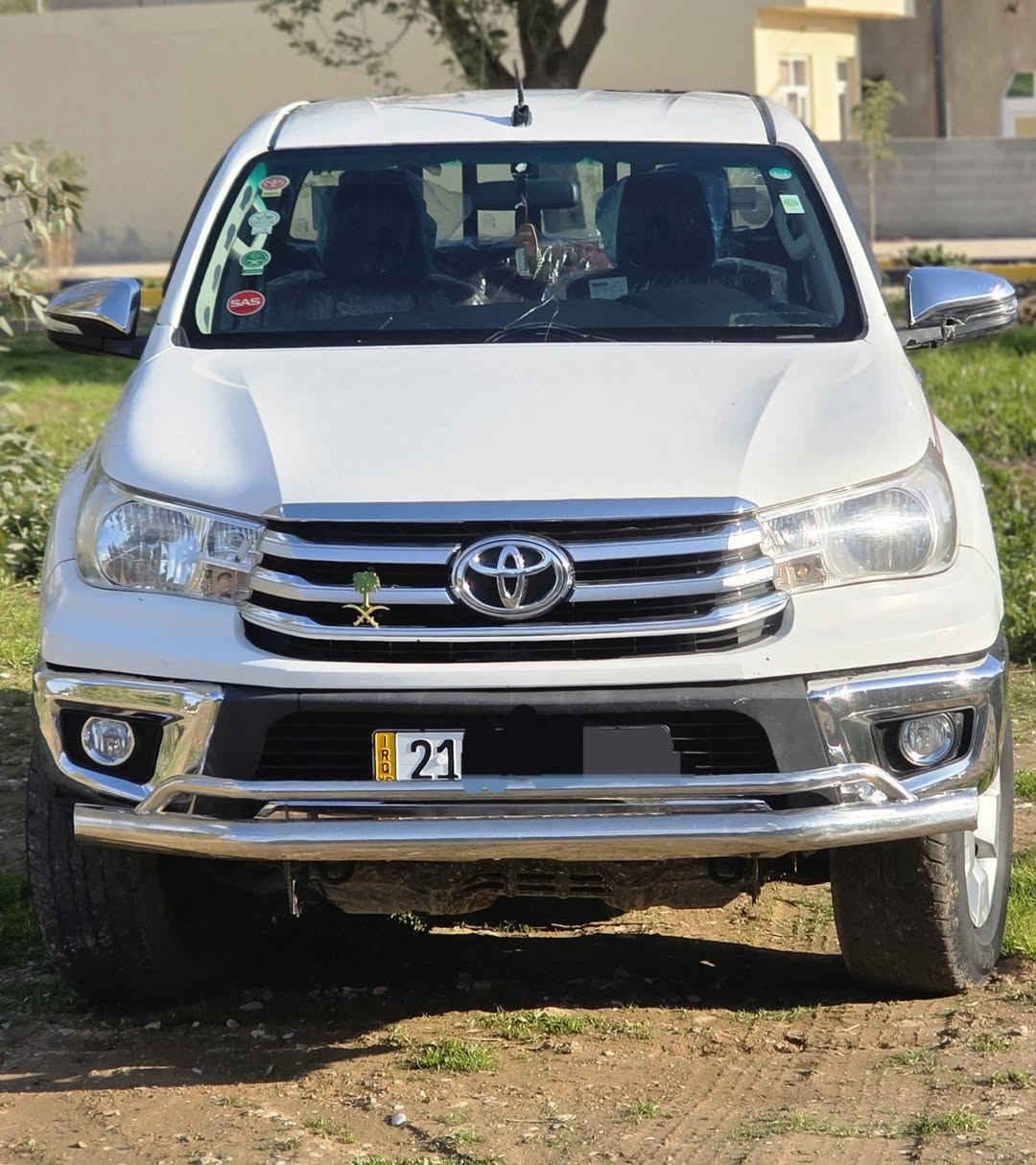 بيك اب تويتا هايلو كس دبل اكسل موديل 2020ماشي[93كيلو]بسمي رقم سليمانيه بي طخه خفيفه بدون دواخل مبدل(3)قطع وأثر تيزاب سفحه  يمنى البودي مصبوغ بدون اي ضرر/ سنويه مجدد لحد2031/سعرالبيع(235)$وبي مجال بسيط شراي يتصل على رقم/***********/مكان كلار
