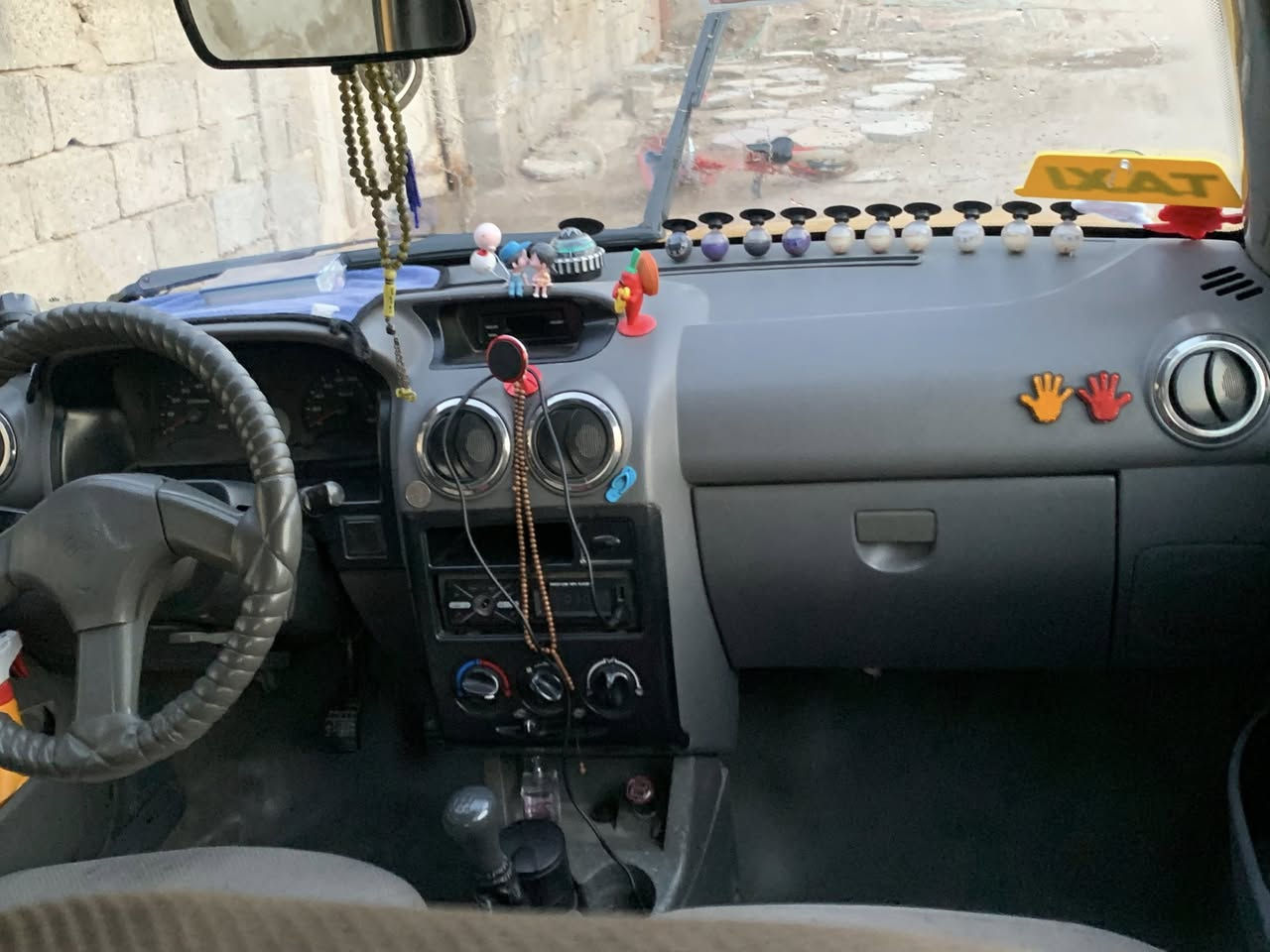 سلام عليكم سايبه ٢٠١٦ شواصي معمره سياره جاهزه بيه بداية تبخير هيىه ورامات مصفره تبريد تتفه شغالات سعر ٣٨ 
***********
