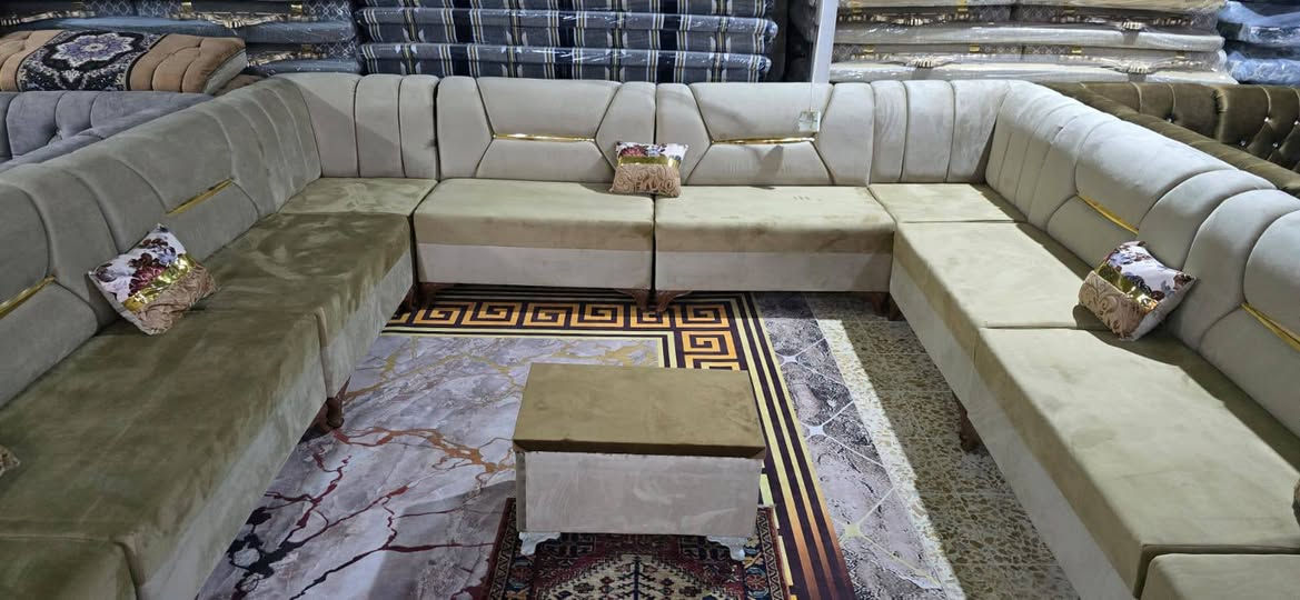 تخم ديوان تسكام💥 ١٠قطع 💥قياسه ١١متر ونص 🌹داير حرف  u🌹 ياخذ١٦نفر 🌹مقعد بلوك اسود  ١٦ ملم ثقيل اسفنج ضغط عالي درجه اولى🌹خشب جام روسي   مع طبله و٥كوشات هديه 🌹🌺🌹  موصفات شغل التركي 
العنوان نجف حي الرحمه شارع٢٠ مجمع العائله او مجمع ابو محمد*********** النجف, العراق
