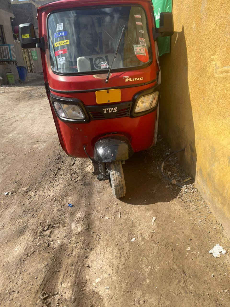 سلام عليكم تكتك للبيع ١٨كامله كبل للشارع لاضربه ولاصبغ تكتك احله من صور كامله عله وضع شركه اوراق مدينه الصدر سعر ٢٩٠٠وبيه مجال اتصل وتدلل ***********
