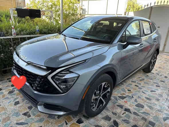 السلام عليكم
كيا سبورتج 2025 دخول جديد بدون لوحات تترقم جميع المحافظات
لون بحري فئة EX للبيع وارد امريكي زيرو شركة كيا دخلت ماشية 11 ميل وحالياً 300 ميل 
كلين تايتل مكفولة فقط تقرير مياه امطار داخلة تعمل وتسير شغالة من امريكا وصورها و تقريرها بالمنشور 

المواصفات:
1- شاشة كبيرة متصلة قطعة واحدة 
2- محرك 4 سلندر 2500
3- رادار امامي وخلفي وتحديد مسار ونقطة عمياء
4- قيادة ذاتية
5- اوتو هولد (نزول منحدرات) وهاند بريك كهرباء
6- اطفاء وتشغيل محرك تلقائي
7- شاشة تبريد وتحكمات لمس 
8- بصمة تشغيل
9- كشنات جلد وتدفئة كشنات

السعر 195 وبي مجال

مكان السيارة بغداد 
للتواصل ***********
