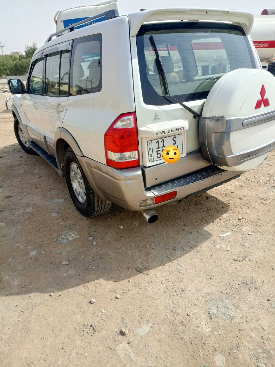سلام عليكم سياره باجيرو لل بيع 2007 سياره نضيفه وحلوه وبيها مكينه وكير تشك الكاع السياره بسم والدي  رقم بغداد الجديد  سياره بيها طخات بصيطه سعرها  105 وبيها مجال  رقم *********** بي واتساب مكان بغداد
