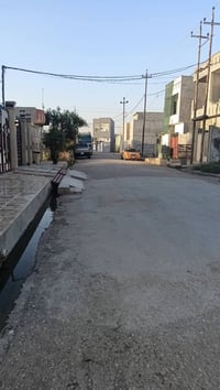 ارض للبيع في مزارع الثالثه حي دجلة النموذجي مساحة 200متر اتجاه شروق تا...