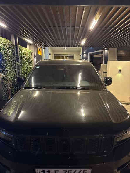 جيب امريكي لمتدد بلاس 2023
لون اسود 
حادثها طلقات بدوووووون ايرباك صبغ جاملغ خلفي وباب فقط
رقم بغداد بااسمي هزه وسنويه ورقم الجديد
السياره مكفوله كير محرك صدر تبريد على وضع الشركه 

المواصفات :
* دفع رباعي 4x4 . 
* تحذير النقطة عمياء ⚠ .
* سقف بانوراما . 
* شاشه كبيرة 
* نظام الخرائط (GPS) .
* ستيرن كهربائي . 
* المصابيح الأمامية زنون .
* كشافات الضباب زنون .     
* تشغيل عن بعد .
* صندوق كهربائي ..
* حفظ وضعيات الجلوس (ميموري) . 
* المقاعد الأمامية كهرباء
* المقاعد الأمامية تبريد وتدفئة .
* المقاعد الخلفية تدفئة وتبريد
* حساسات أمامية . وخلفي
* تدفئة ستيرن . 
* بخاخ ماء على المصابيح الامامي..
* مانع تصادم خلفي .
* خمس كامرات . 
* محدد سرعة 
* نظام التشغيل والاطفاء الاوتوماتيكي ( Auto Start System ) .
* نظام بريك اوتماتيكي ( Auto Break System )
* اناره داخليه متغيره
* جنطه كهرباء
* داخل اسود
* لدات امامي وخلفي
* تحكمات ستيرن فول
* شاشه اعطال
* كير ماوس
* اربعه انظمه قياده
* رادار 
* وباقي المواصفات المعروفه 
* V6 محرك 

مكان السيارة بغداد
للاستفسار 📞
0771 060 6806
