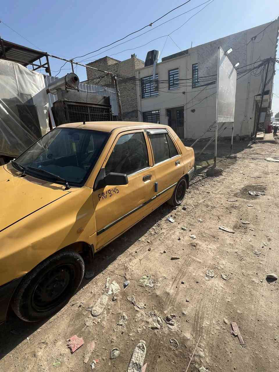 من رخصت الادمن 

سلام عليكم سايبه موديل 2015 تخم تاير جديد صدر امامي خلفي نضيف بيهه سفريات سياره احله من صور بهواي
 تنويه تنويه ?! ?! (هورن البوش مو ويه السياره )
ما أتواجد عل فيس
*********** واتساب
*********** سيمكارت
رايدهه ب 35 وبيهه مجال المو شراي لا يراسل فدوه لوجهك
