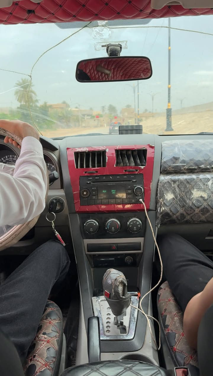 دوج افنجر 2008 بيها عطل كهربائي بل كير مين محرك 4 يحتاج الها صبغ وسمكره أيضا سعر 45 وبها مجال مكان السياره كربلاء غير متواجد عل فيس ***********
