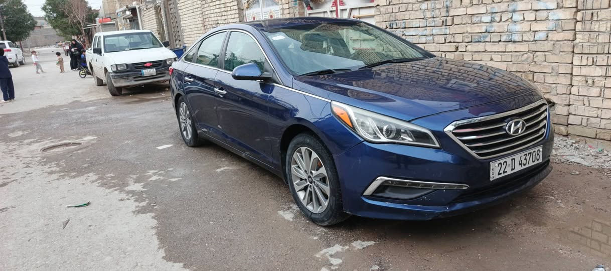 السلام عليكم سياره سوناتا 
مديل 2016
رقم اربيل
سياره بسمي 
هزه جديده صار اسبوع 
تبريد خير من الله 
سياره كل نقص مابيها
حدثها جملغ امامي سرقه 
امريكي +جملغ خلفي +بنيد صبغ بل العراق شرط بدون معجون اثر شخوط بل العراق
سياره بيها منظومة غاز
محرك خير من الله تجفيت صارله شهر
شرط غير هاذا اني كفيل بيها 
ويل سوناتا المتد 
حداديه خير من الله 
سياره وين ماتريد تروح سياره جاهزه 
رقمي ***********
سياره حلوه بغداد, العراق
