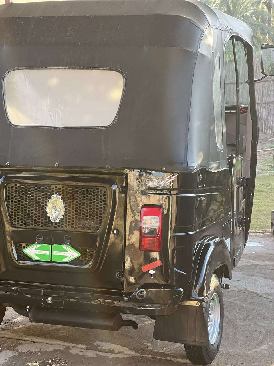 يالله السلام عليكم 
تكتك 2023 شهر 11 اوراق للبيع 
للاستفسار اتصل على الرقم 
***********
***********
واسط قضاء العزيزية
