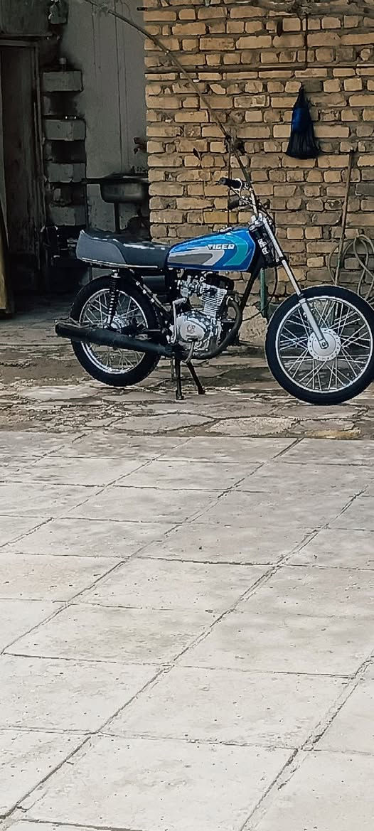 سلام عليكم دراجه لبيع نضيفه ما صاره شهرين من معمره مامفتوح بيه بيغي و الدراجه كامله مكمله  دراجه  ﴿كلك كلك كلك ﴾ السعر خاص و الشراي بي خير و يدلل و الموشراي لا يتعبني وياه( ملاحضه مكلف بل نشر ) وهاذه حساب راعيه رضا الحجي  وهاذه رقمه (+964 784 008 0231) مكان ناصريه مركز


**إذا كنت صاحب هذا الإعلان وتريد حذفه لأي سبب، رجاءا أرسل رسالة إلى الدعم الفني**