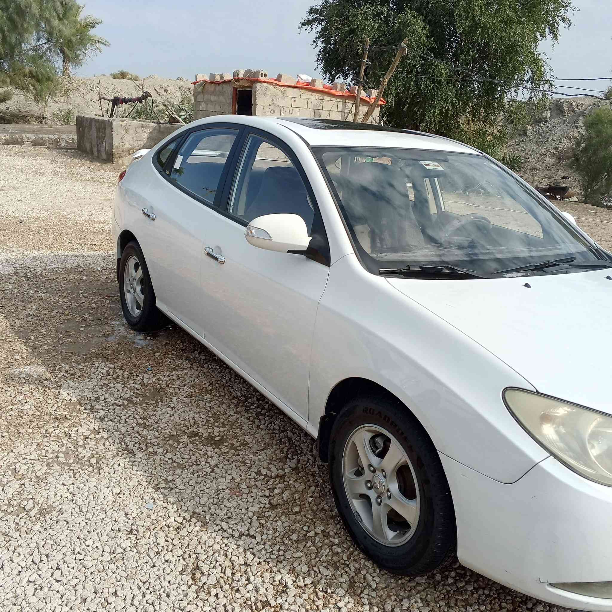 النترا 2011
بيها فقط جاملغ امامي صبغ بدون دواخل 
محرك وگير كفالة 
حدادية زينة 
تريد وكالة أو تحويل 
السعر 115 $
الديوانية قضاء غماس 
***********
