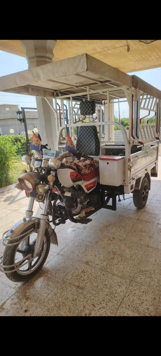 السلام عليكم ستوته للبيع فقط موديل 21 عقد شاخوان +بليته ومنفيس ستوته مال جناي مو مال جنابيز أخوان رحمه لواديكم الموشراي لاأيعلق أبكيفو لاتكسرأمال العالم السعر مليون 750أوبي مجال غليل لشراي جماعة المليون و500أعبرالمنشور رقم الموبايل *********** ملاحظة بدون الجنج
