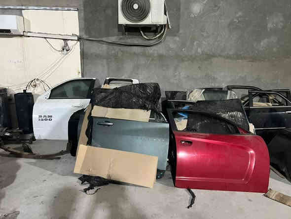 متوفر لدينا مجموعة كبيرة من قطع تفصيخ سيارات أوروبية وكورية ويابانية بحالة ممتازة ونظيفة، وتشمل:

🔹 محركات كاملة جاهزة للتركيب
🔹 گيرات (ناقل حركة)
🔹 جادرات، أذرع، صچمات، دفرنسات
🔹 سستم هواء وفلاتر أصلية
🔹 دواليب ورنجات بمقاسات مختلفة
🔹 سماعات وإلكترونيات داخلية
🔹 قطع شاصي وتعليق
🔹 قطع نادرة ومميزة لمختلف الموديلات

✔️ فحص قبل الشراء
✔️ أسعار مناسبة
✔️ تعامل راقٍ وجودة مضمونة

📞 للاستفسار والتواصل:
(***********)

📍 الموقع:
(البصرة ابو خصيب)
