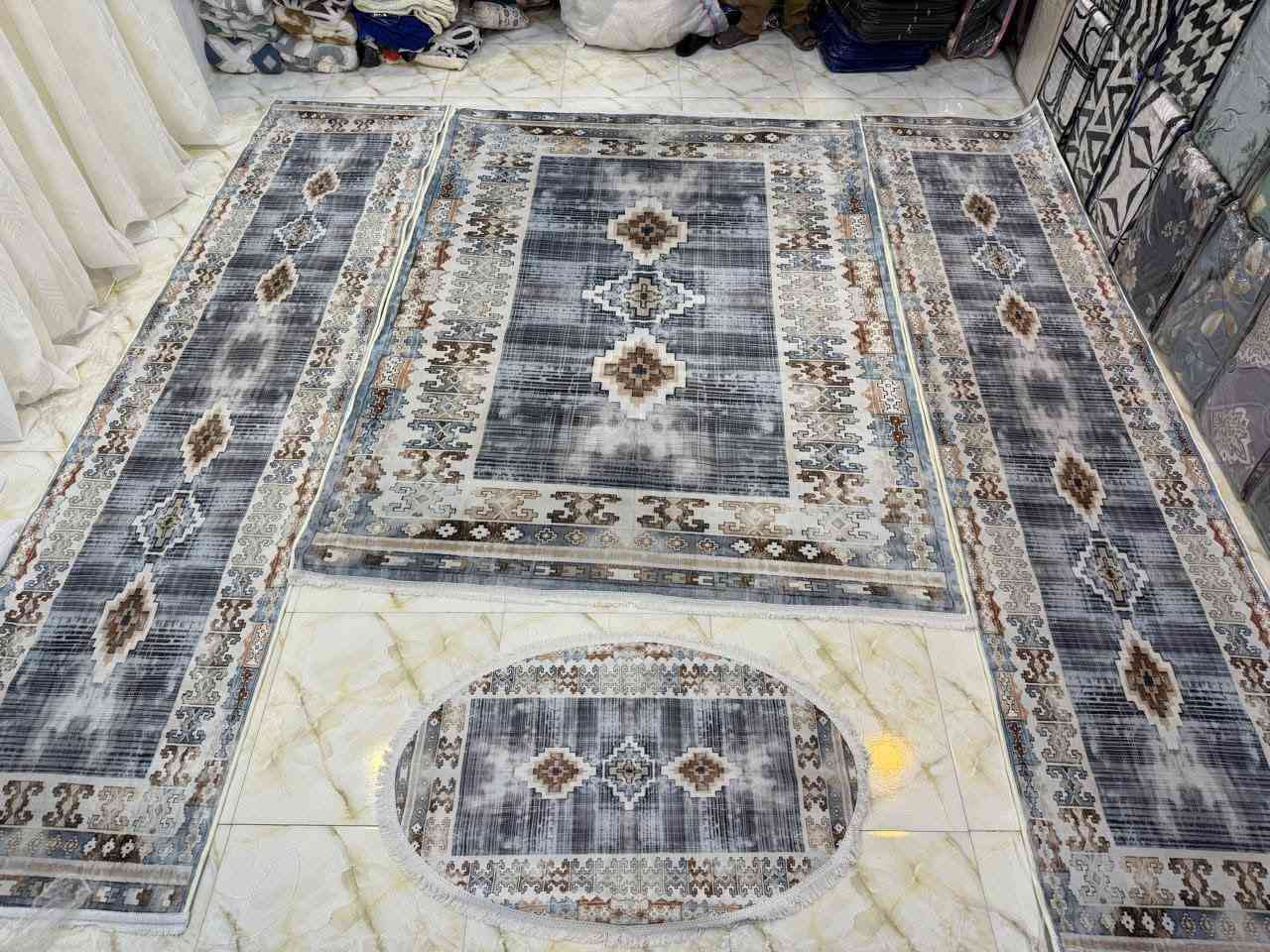 سعر السيت فقط 55 الف 

موكيت كلاودي 200 ✖️300
مدة كلاودي.        90✖️300.  عدد 2
بيضوية كلاودي.   80✖️120

كل سيت يجي بشليف 

للاصحاب المتاجر الجملة عروض خاصة 📲📲

يوجد توصيل لجميع المحافظات ب 5 الاف 🚛🚛

العنوان بغداد حي التراث مقابل المضخة 

ملاحظه/ ضمان لحقوق زبائننا  التاكد من الالوان و نوع الخامه عند الاستلام  و اذا كانت مخالفه للمواصفات المعروضه من حق زبائننا الكرام رفض المنتج و عدم  الاستلام 💐

للحجز والاستفسار مراسلة الصفحه او للاتصال على الرقم *********** 

#لا_تنسى_ضغط_زر_الاعجاب_ليصلك_كل_ماهو_جديد
