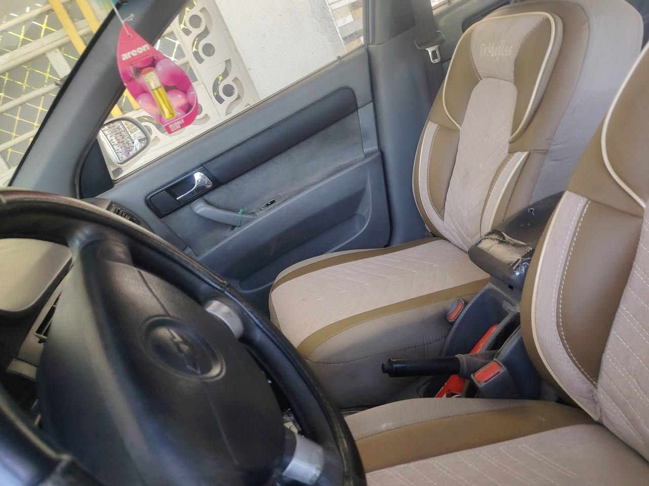 اوبترا موديل 12 بيها حزام رقم جديد سنويه جديده محرك وكير وتبريد جدا ممتاز رقم بغداد .. مكانها حله..  سعر 73 مجال بسيط… ***********
