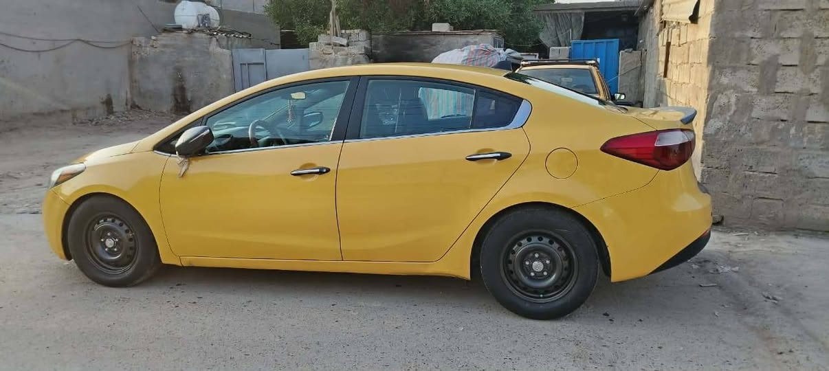 فورتي نص فول سونار موجود 
*********** التفيده يتصل مامتواجد عل الفيس
