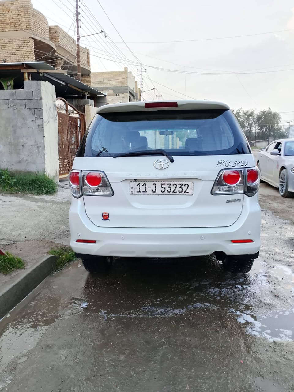 السلام عليكم 2012 رقم بغداد العنوان بغداد سياره حلوه وجديده***********
