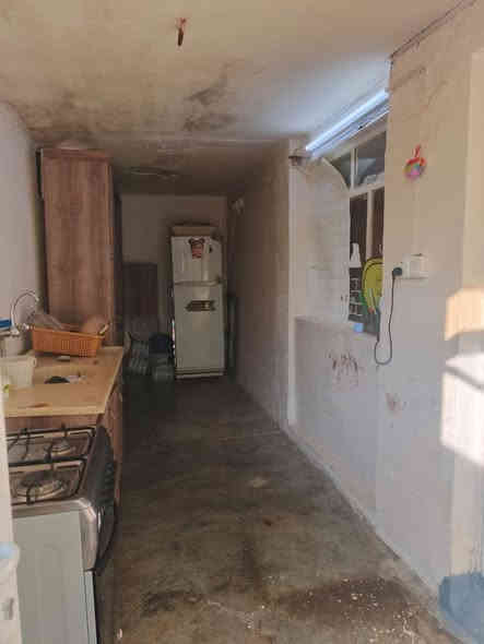 دار للبيع 
مساحة 100 متر مربع 
الموقع بنجاعلي
قرب مجمع هارون 
خلف تجاري
سعر فقط  18 مليون وبي مجال 
***********
***********
