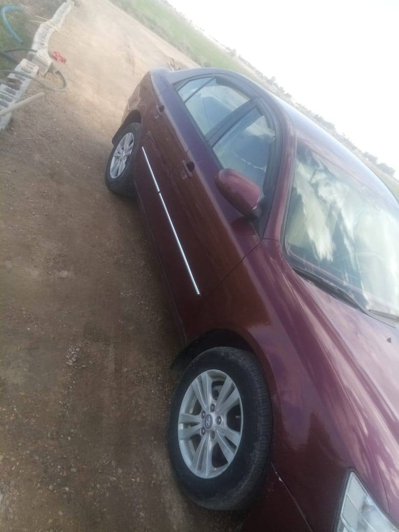 للبيع او مراوس  سوناته ٢٠٠٩ بغداد انكليزي خليجي كفاله من الصبغ فقط الدعاميات مصبوغه محرك ٢٤٠٠ دوش  فول مواصفات عدا الفتحه بسمي تحويل مباشر السعر ١٢٥ بي مجال *********** او وات ساب ***********
