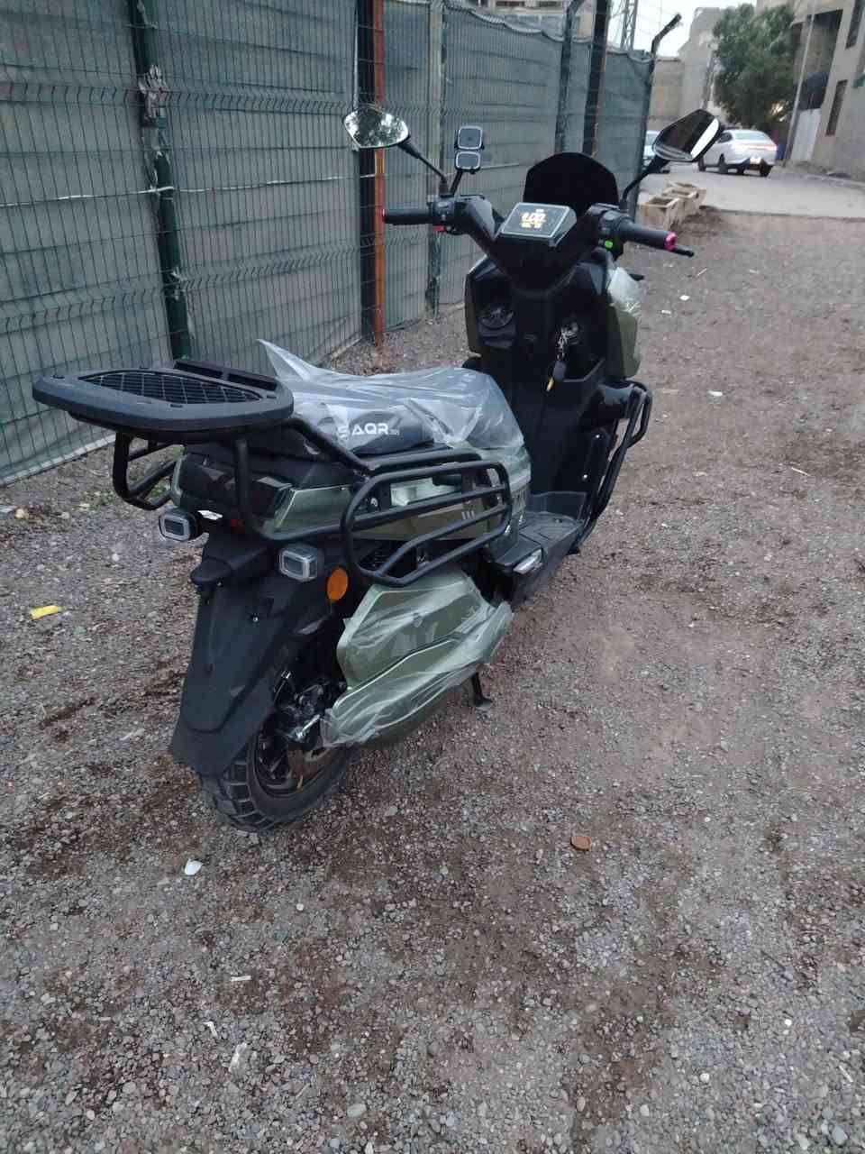 السلام عليكم للبيع دراجه أباتشي تانك 8 بطاريات بعده جديدة وصل المعرض موجود
نضام بارك
نضام بك
شاحن تلفون
3 سرع 
سرعه 99 
ملف 3000
رماش عالي ناصي 
السعر 1150 
مكاني بغداد الجديدة
***********
