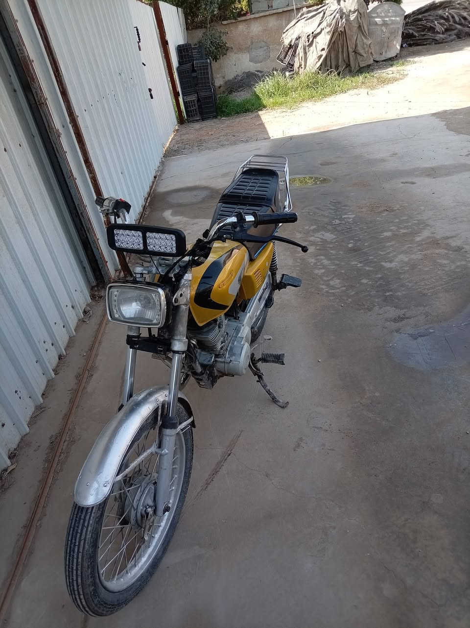 السلام عليكم دراجه البيع اربعه كير دراجه حلوه الاستفسار عله هاذه الرقم ***********
