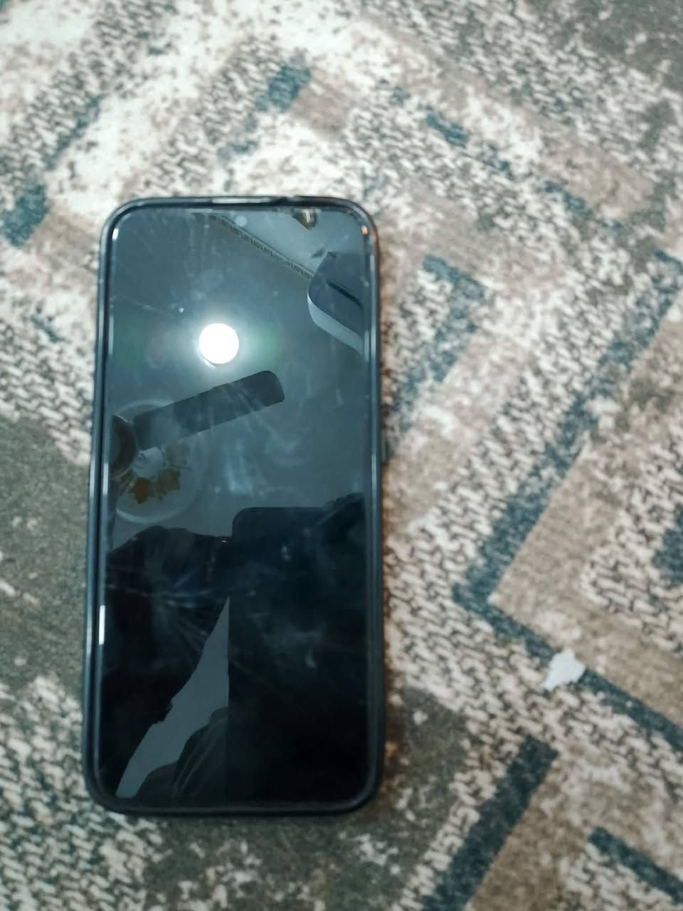 السلام عليكم جهاز للبيع كله شغال فقط كسر بل شاشه كاميرات واضحات قيم وخذ


**إذا كنت صاحب هذا الإعلان وتريد حذفه لأي سبب، رجاءا أرسل رسالة إلى الدعم الفني**