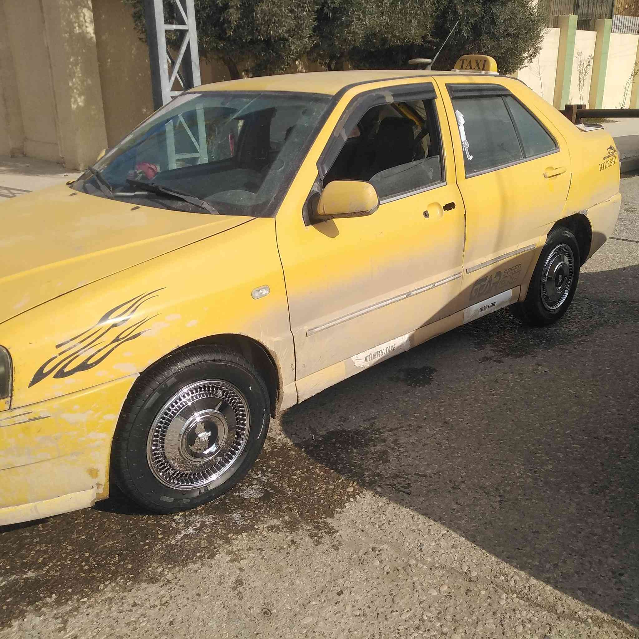 شيري كوين للبيع موديل 2010مكينه وكير شرط كابون مامسجل شرعي موجود شرط وكاله وتحويل شراي يتصل لسعر 22وبيها مجال ***********
