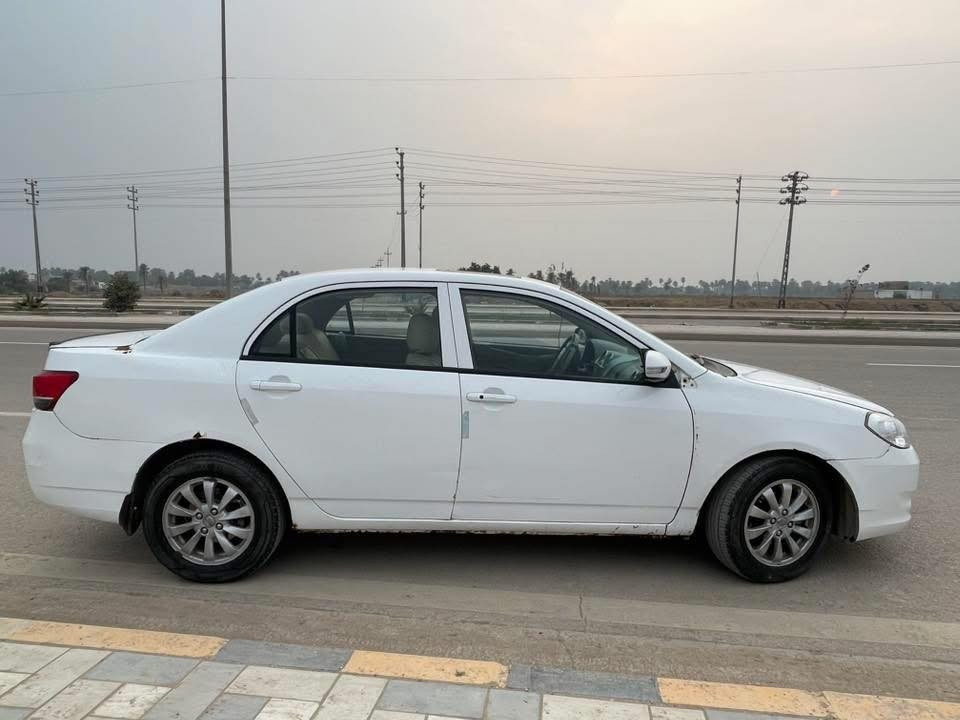 السلام عليكم 
بي وأي دي موديل ١٦ شرط التحويل 
بيهة بنيد مبدل فقط سياره حلوه مثل ماموضح بل صور
مكينه كير حداده مكفولات السعر ٥٨ وبيهة مجال لشراي 
***********
