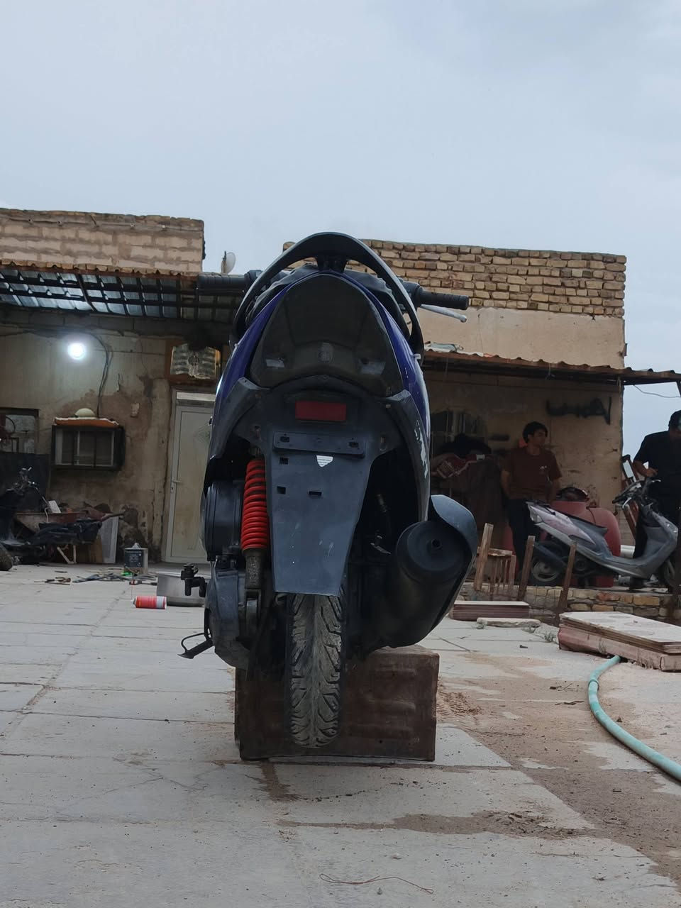 السلام عليكم ماكس عدلة كاملة مكمله سلف هندر كهربائيات نعومة تخبل محرك ٥٠ اخرس ضفيرة بلادية حت ما ملعوب بيه. ناصرية تظحية سعره 375 وبيه مجال ***********
