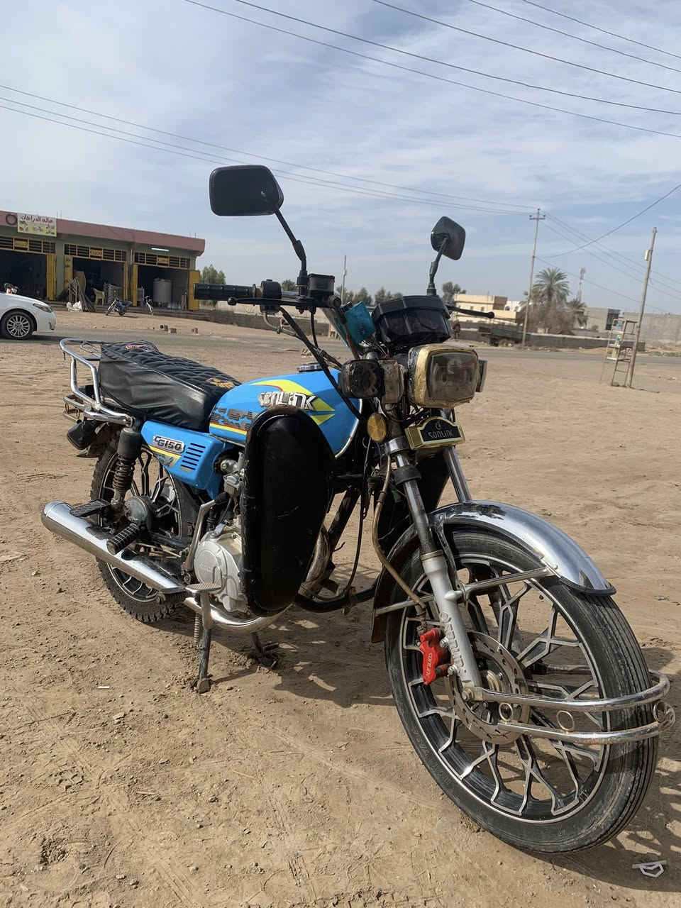 السلام عليكم                                                                 دراجة للبيع سيفان موديل 2024 الدراجة حلوة 
ابو الختم والسعر 450  العنوان صلاح الدين الضلوعية 
باقي التفاصيل عل رقم ***********
