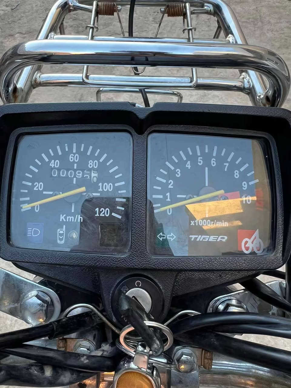 السلام عليكم دراجه للبيع 350
2020 متوازي 
رقمي.   ***********
