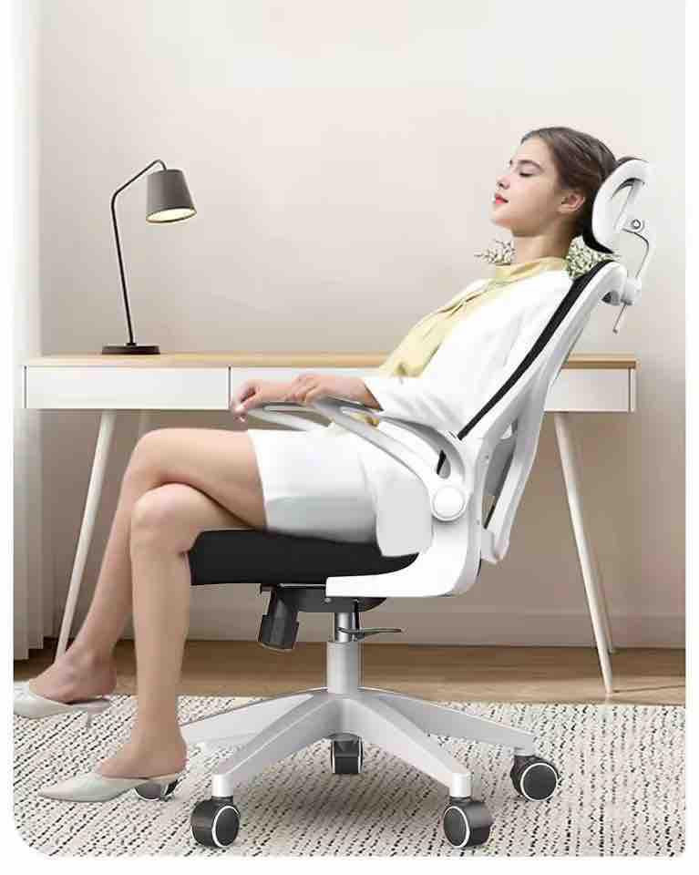 🪑✨ كرسي مكتبي مريح بتصميم عصري ✨🪑
راحة وأناقة لعملك اليومي 💻

🔹 مسند رأس متحرك قابل للدوران
🔹 ظهر عريض شبكي لتهوية أفضل
🔹 مساند يد قابلة للرفع
🔹 وسادة جلوس مريحة وعالية الجودة
🔹 قاعدة خماسية قوية وثابتة
🔹 عجلات انسيابية للحركة السلسة
مثالي للمكتب، الدراسة، أو العمل من المنزل 🏠
راحة تدوم لساعات بدون تعب 💯

السعر 85 الف


**إذا كنت صاحب هذا الإعلان وتريد حذفه لأي سبب، رجاءا أرسل رسالة إلى الدعم الفني**