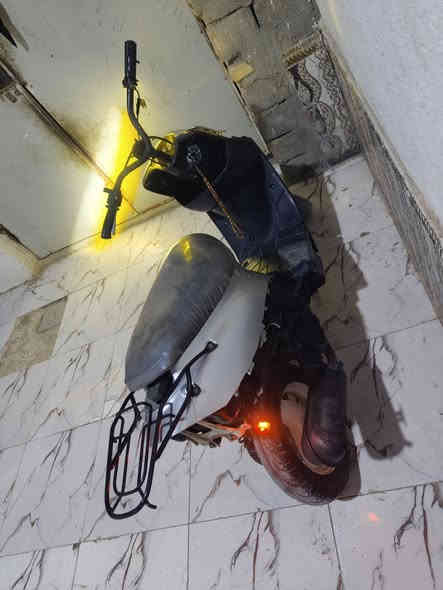 للبيع 9زروف دراجه نضيفه بمعنه الكلمه مكينه ناعمه الدراجه جاهزه السعر 150وبيه مجال قليل المكان القرنه الشرش للستفسار ***********
