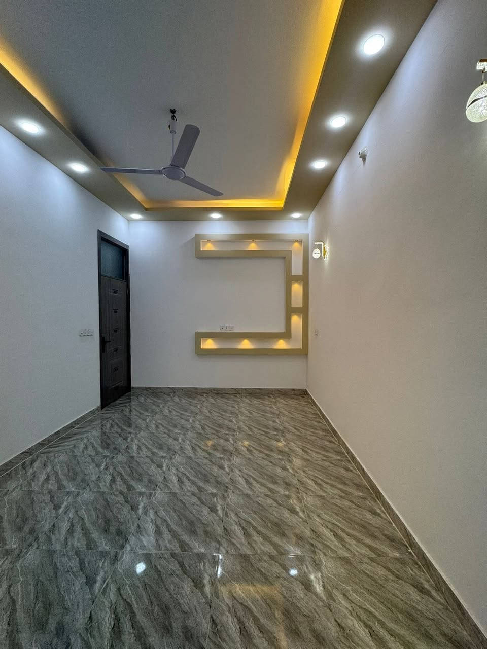 📐 المساحة: 100متر
📜 الطابو: صرف زراعي سند(25)

يحتوي المنزل على:

غرفت نوم 

صاله

مطبخ

استقبال

صحيات

كراج

📍 العنوان: ديالى بعقوبه– دورالزراعه–الثالثه
💰 السعر: 💵💵💵💵
☎️لاستفسار ***********
