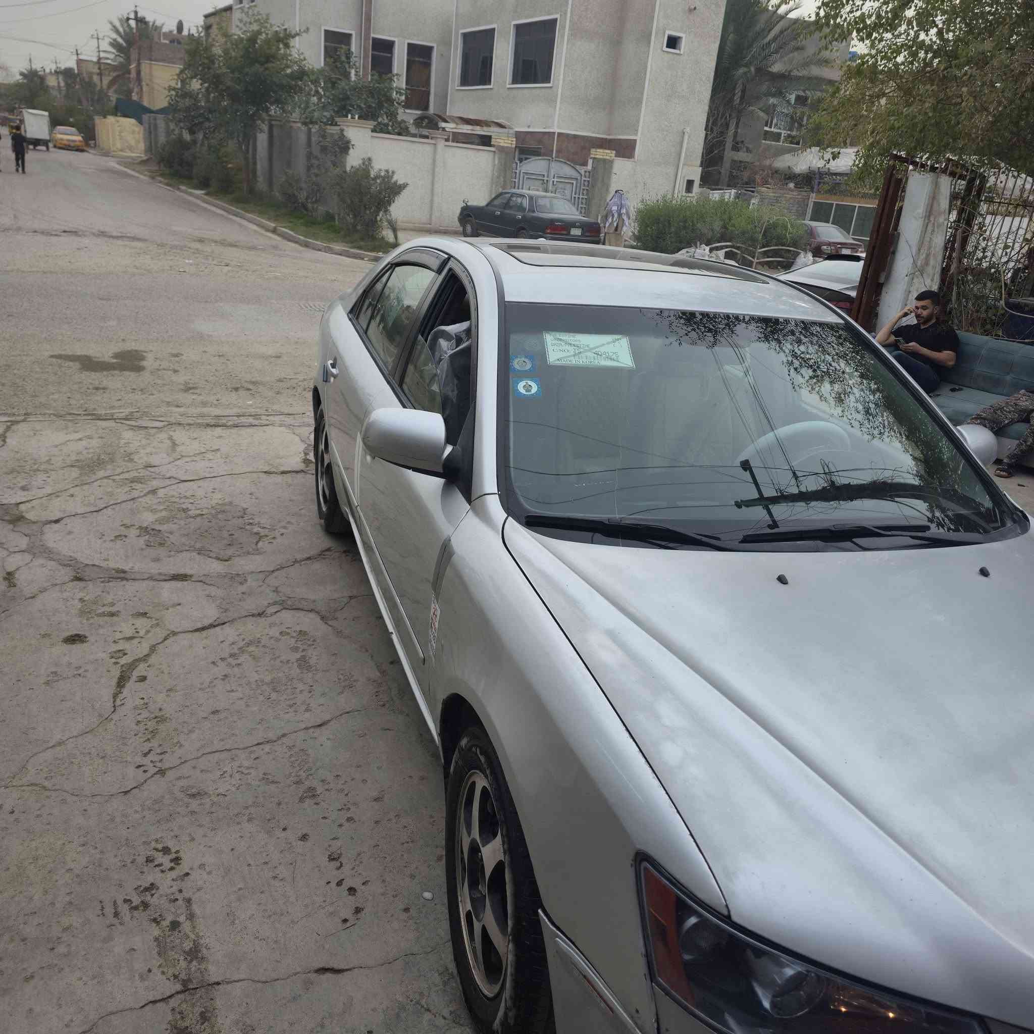 سوناتا ٢٠٠٨ للبيع ٦سلندر مصبوغه ..صدر جديد
تبريد شغال تخم تاير جديد
محرك بي بداية تبخير جدا بسيط
عوزها ترتيب 
السعر ٧٧ 
للاستفسار ***********
