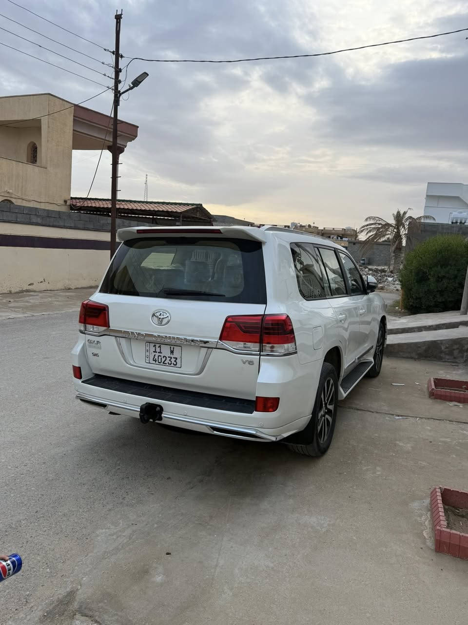 السلام عليكم
لاندكروز 2017
وايد اديشن
رقم بغداد 
ماشيه 148
مكفوله عدا بارد بسيط 
سعرها 475
***********

‭0773 450 0775‬
