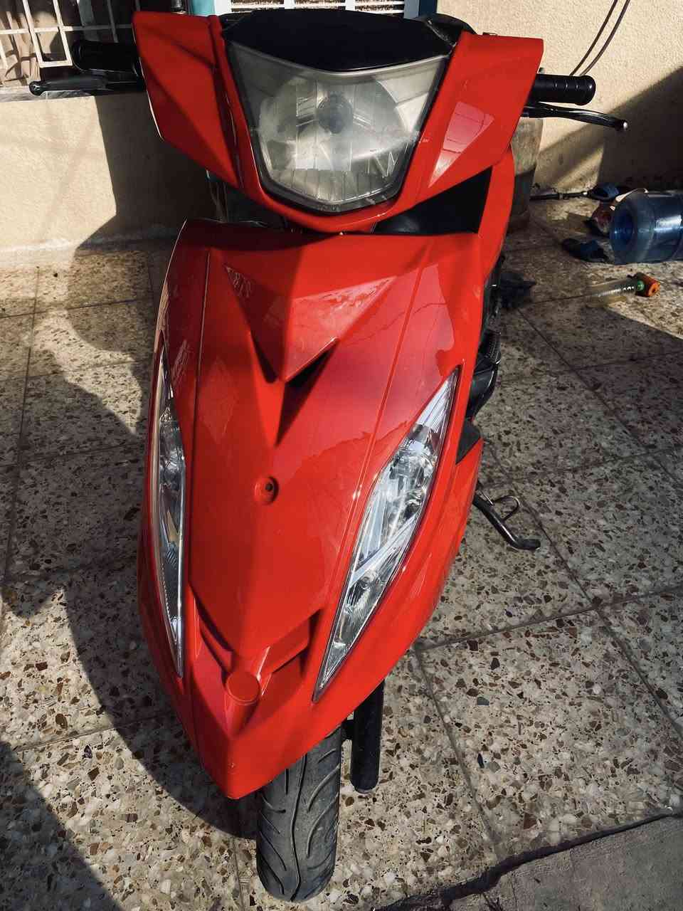السلام عليكم ثعلب جيتي ار كهربايات كله شغال عدا هورن وقفل جنطه مكينه مكفوله شاشه ثلث الوان مكاني الحريه الدولعيكفرات موبلادي***********عارضهه ب700
