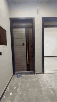 شقه للايجار زيرو محد ساكن بيها طابق ثاني تحوي على غرفتين وهول ومطبخ وخ...