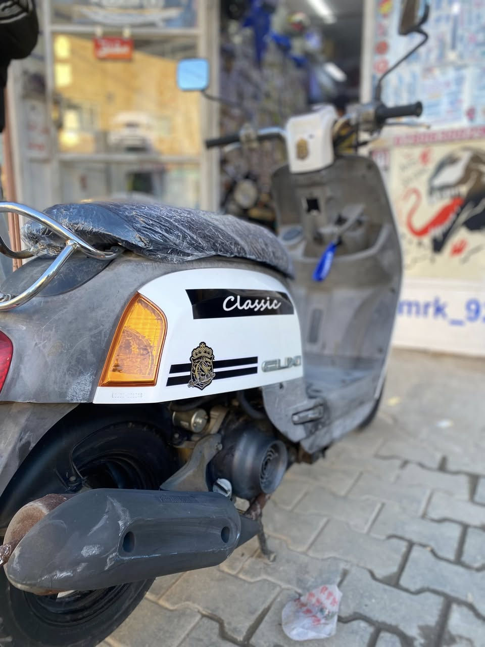 بوليس ٢٠٠٨ للبيع الدراجه ختم واحد كله صارله ٧ من طلعت من المعرض الدراجه كفاله عامه من كلشي من الجاملغ للجاملغ مكاني كربلاء شهداء سيف سعد كابريتر الدراجه 
 
*********** مكلف بل نشر اخوان 
الدراجه بيضه داخل املح
