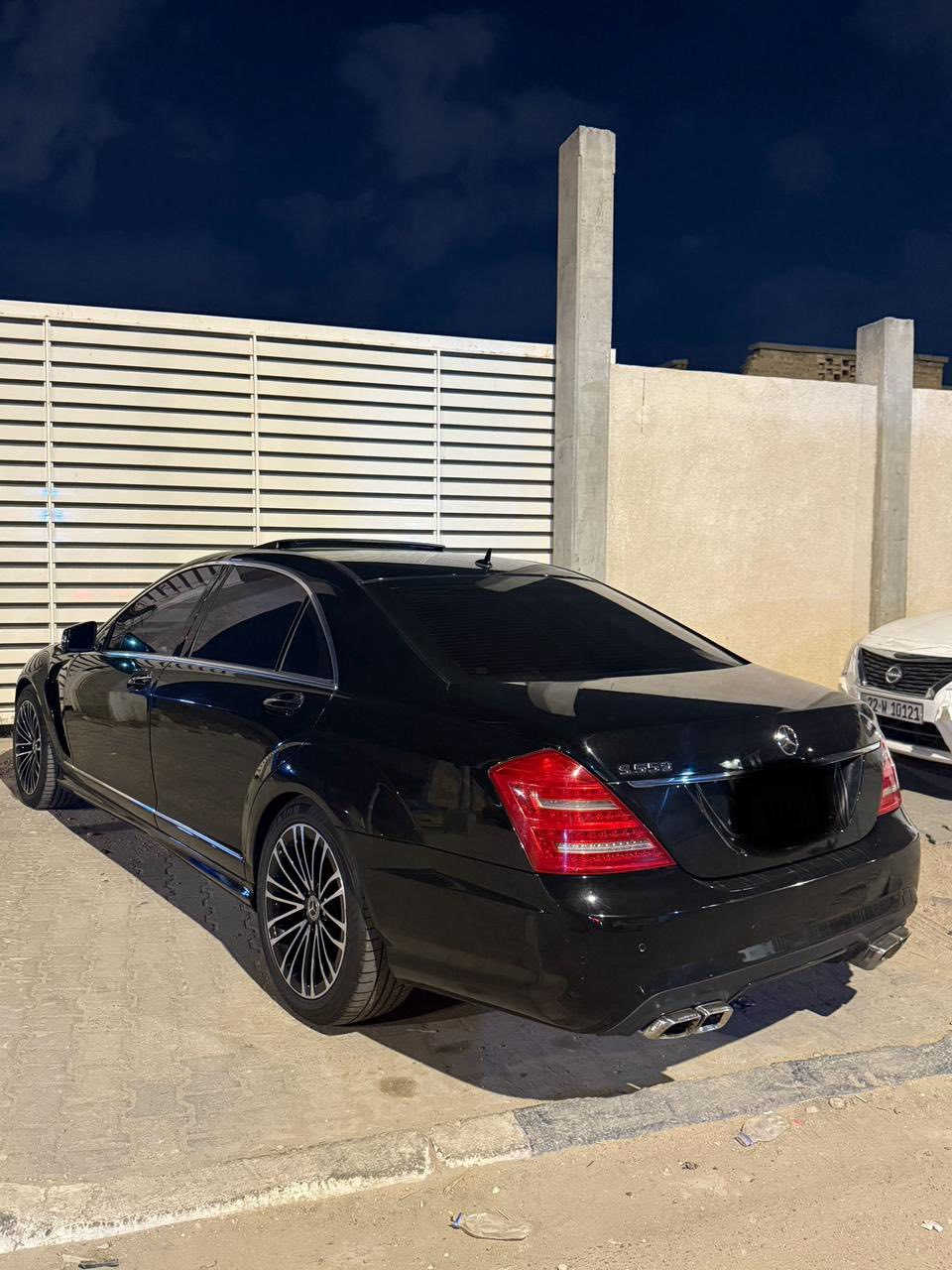 السلام وعليكم
مرسيدس S550 لارج وارد يابان 
موديل 2009 السياره جاهزه 
ماشيه 100
تخم تاير جديد باتري جديد 
حداده 100/100 
كفاله من كص والعشائر 
السعر اتصل وتدلل
مكان السياره بصره
 ***********اتصال 
***********وتساب
