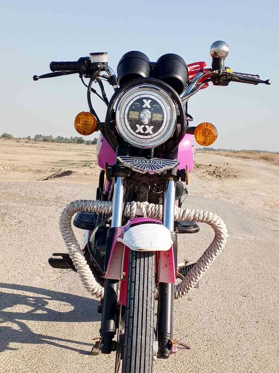 السلام عليكم دايون للبيع موديل 23 اوراق سكنر مكينه 150مكفوله من كلشي مكان حله حمزه الغربي  ***********
